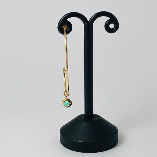 K10イエローゴールド エメラルドシングルピアス