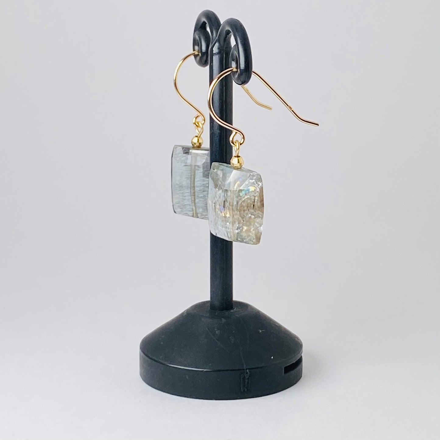 K10イエローゴールド モスアクアマリンピアス