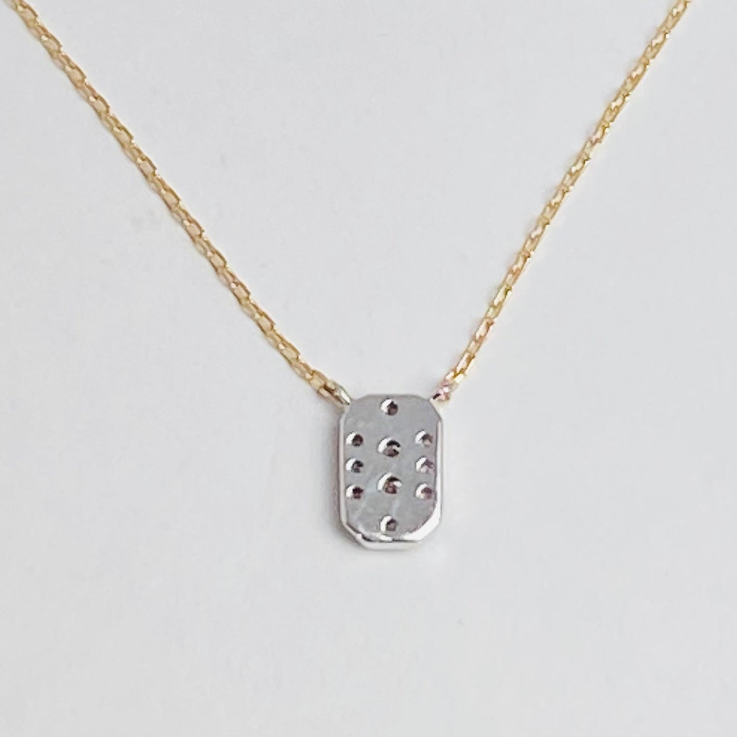 K10YG/WG ダイヤモンド0.05ct2カラーネックレス