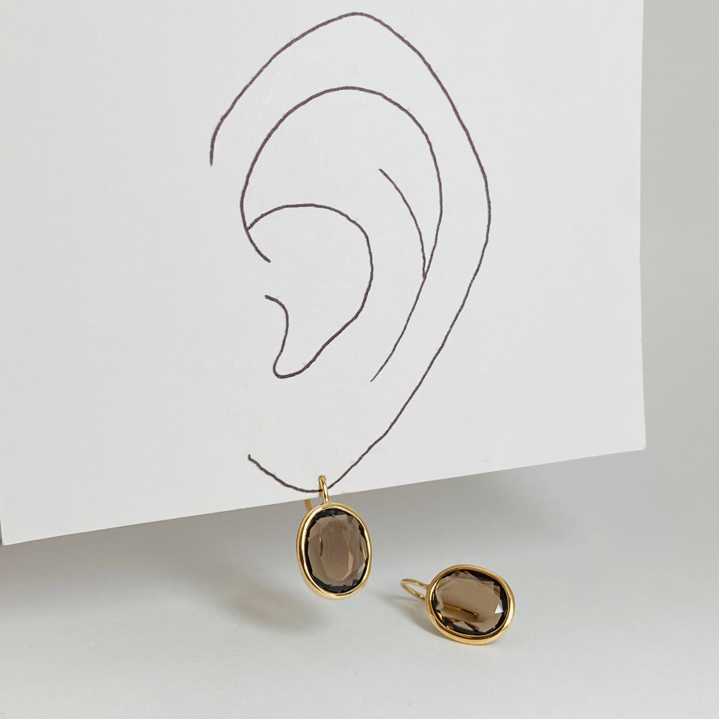 K10イエローゴールドスモーキークォーツピアス