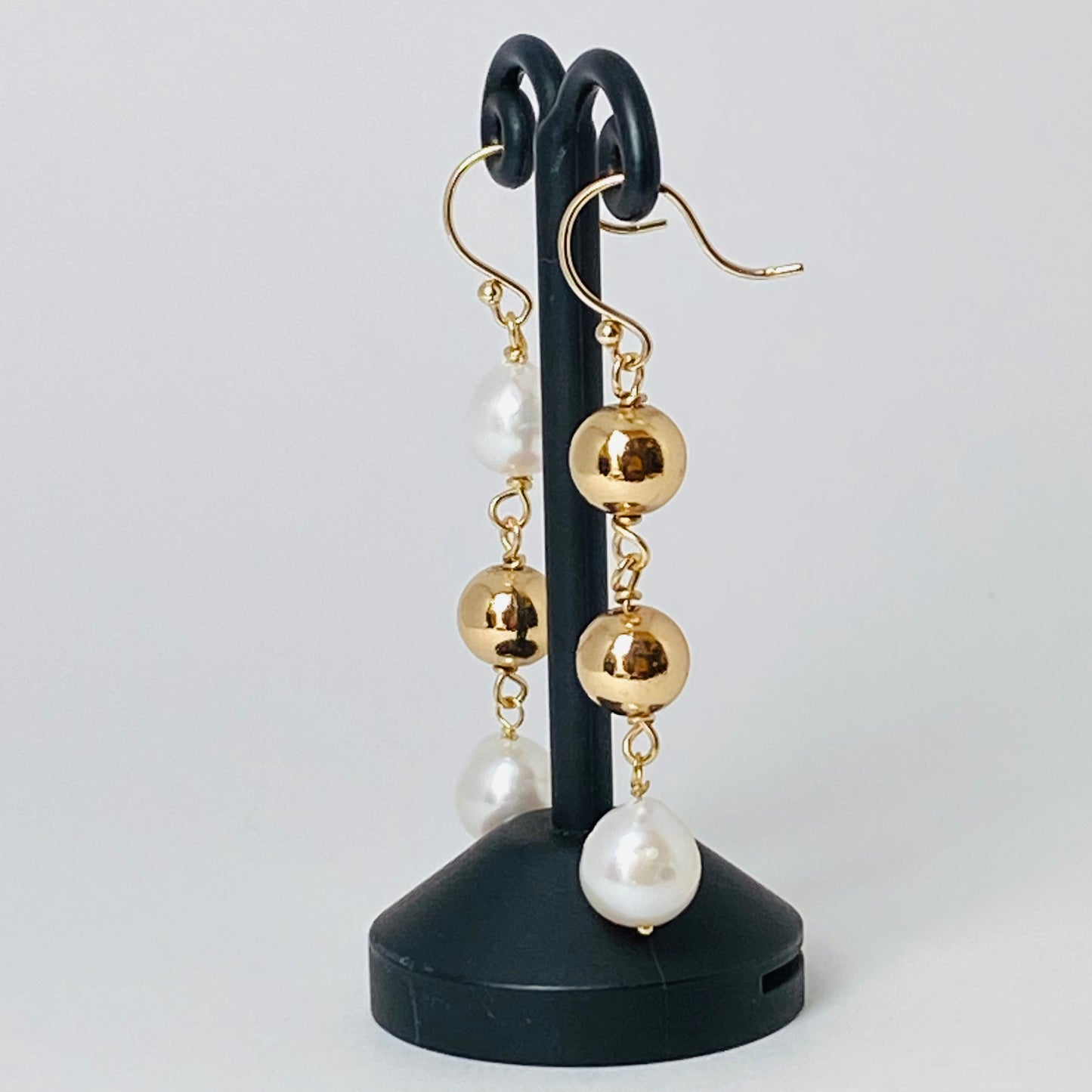 K10イエローゴールド 淡水パール･ヘマタイトピアス