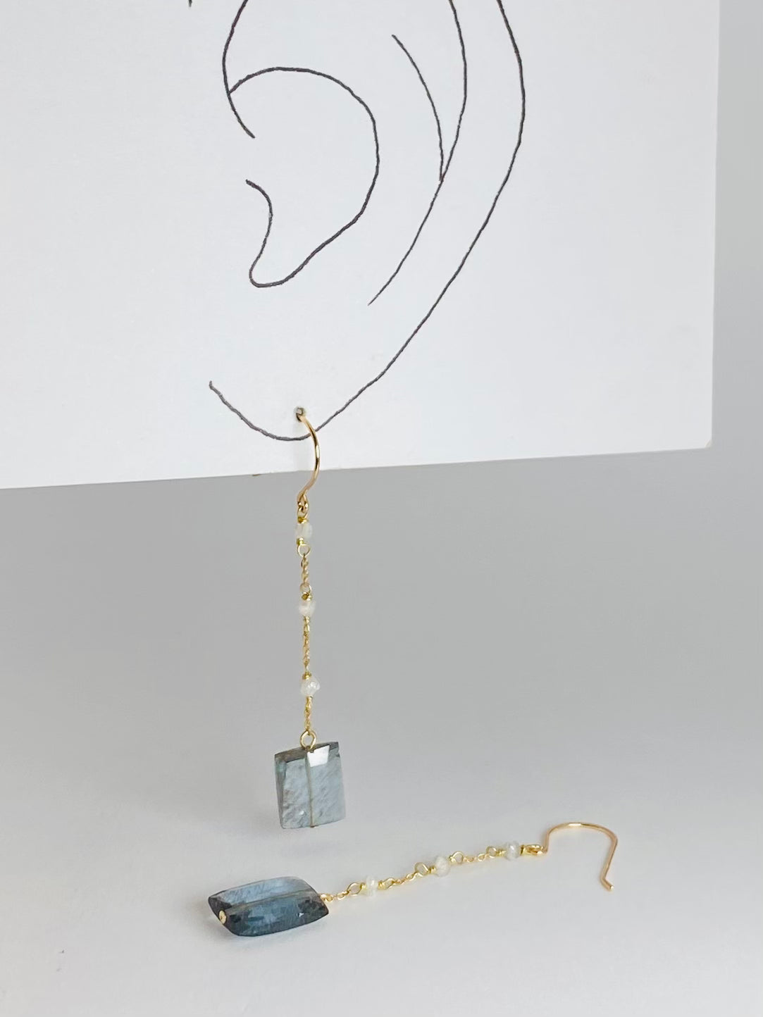 K10イエローゴールド モスアクアマリン･ダイヤモンドピアス